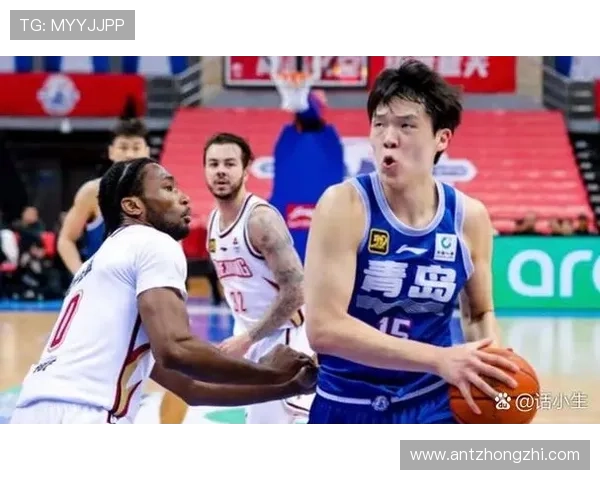 青岛队主场险胜拿到赛点 CBA季后赛关键一战迎来胜利机会